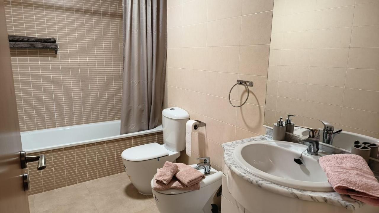 Apartamento En Els Muntells Apartment Luaran gambar